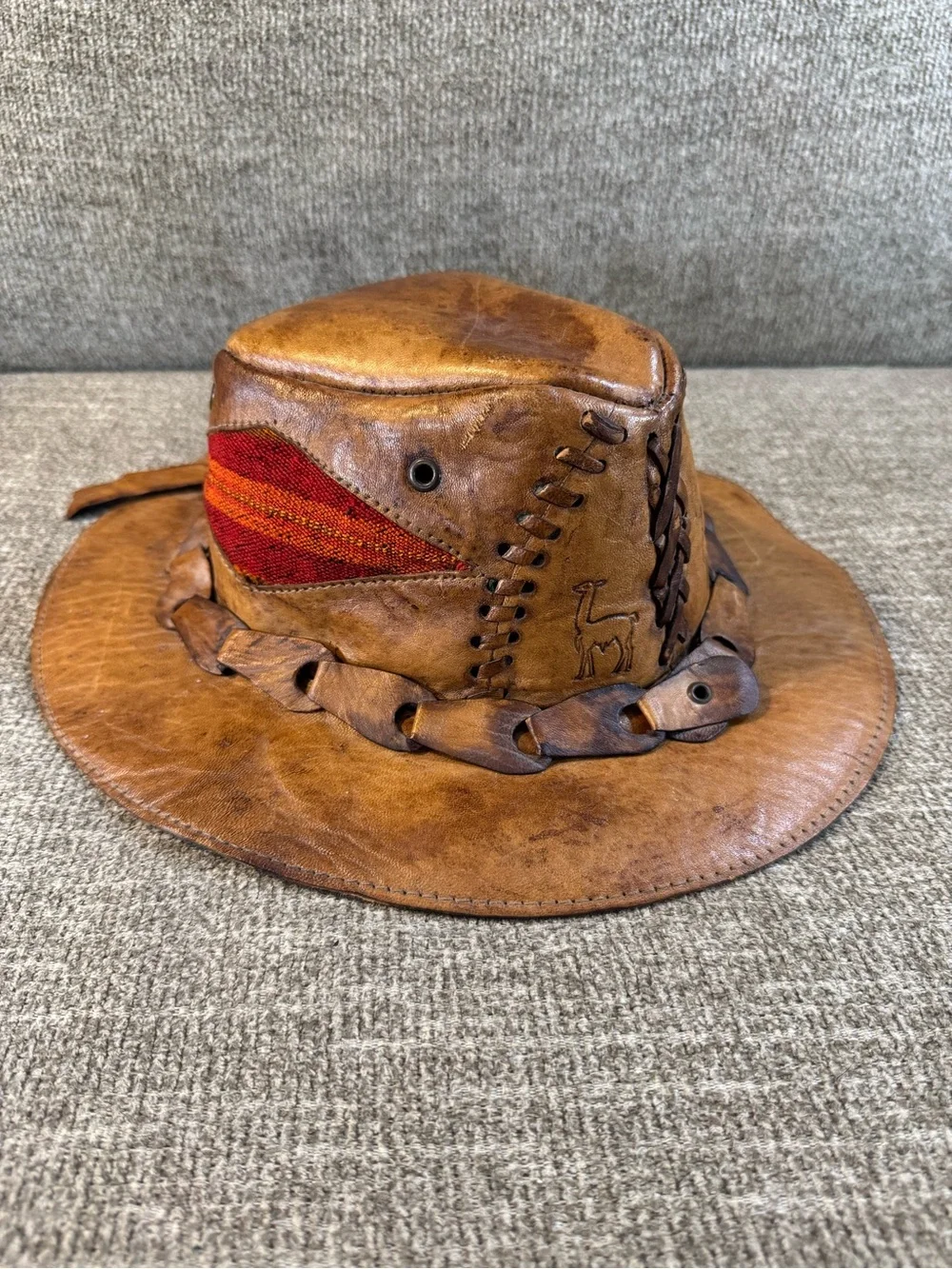 Leather Outback Hat with Red Accent - Size Medium/Large - Picture 7 of 9